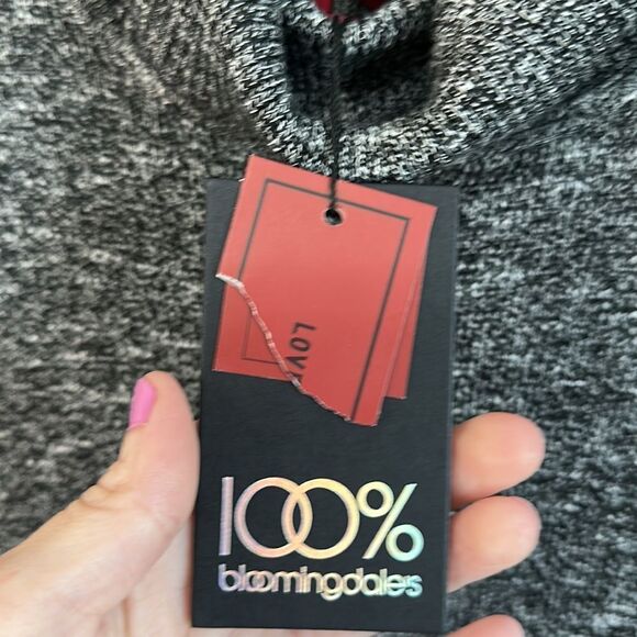 NWT Bloomingdale’s Love Scarlett Cut Out Sleeev Sweater Dress - Picture 4 of 4